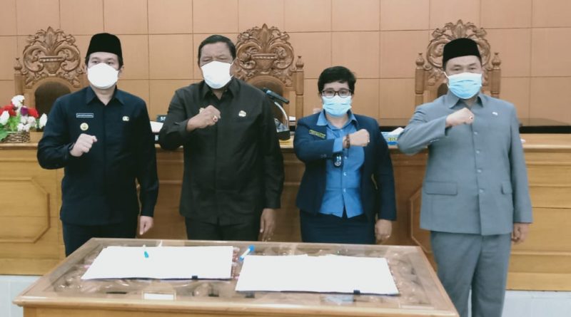 Ketua DPRD Bengkulu Utara bersama bupati sepakati pengesahan RAPBD Bengkulu Utara TA 2022