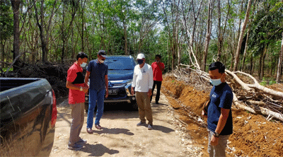 Mian-Pantau-lokasi-Proyek